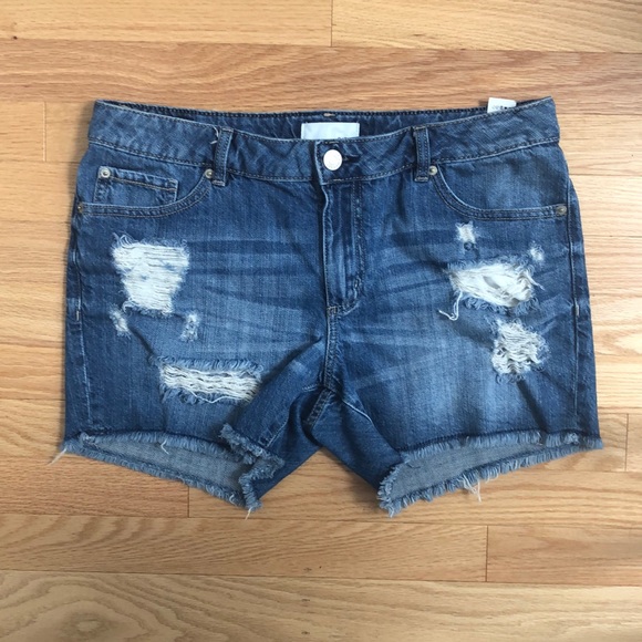 Garage Denim Girlfriend Short - Picture 2 of 7